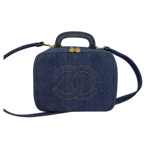 chanel lunch box bag price